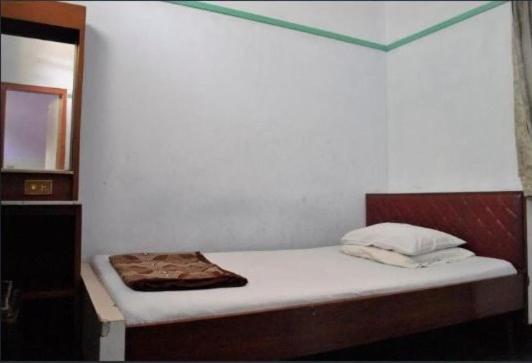 Oyo Life 1708 Hotel Budi Famili 1 Syariah Ciamis Εξωτερικό φωτογραφία