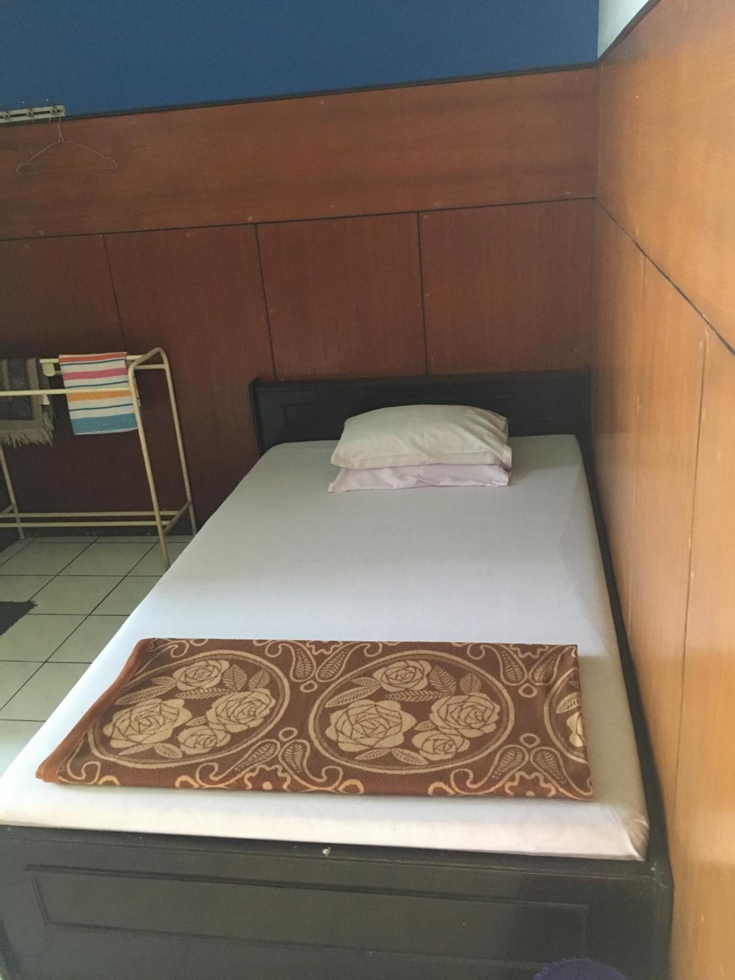 Oyo Life 1708 Hotel Budi Famili 1 Syariah Ciamis Εξωτερικό φωτογραφία