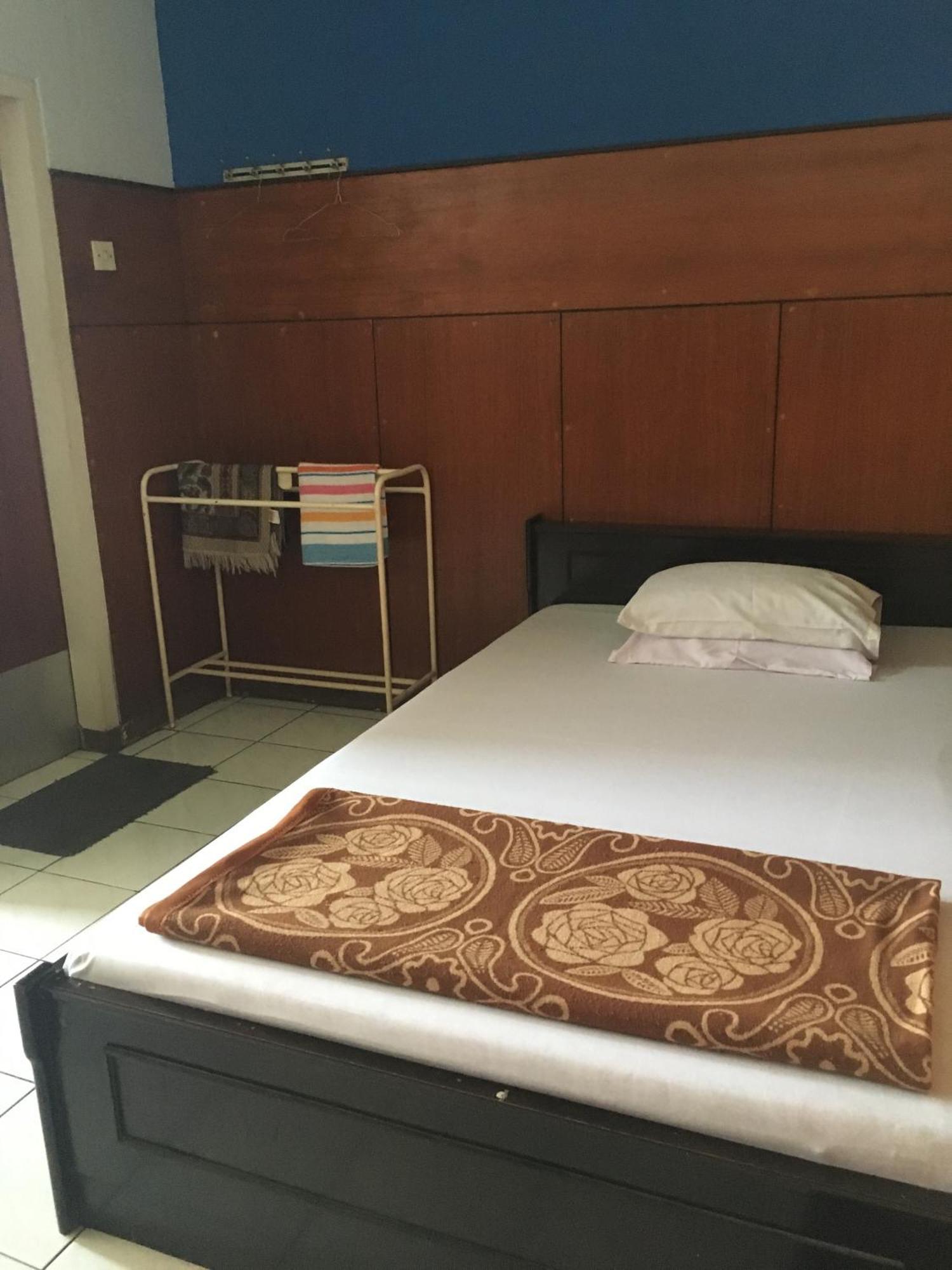 Oyo Life 1708 Hotel Budi Famili 1 Syariah Ciamis Εξωτερικό φωτογραφία