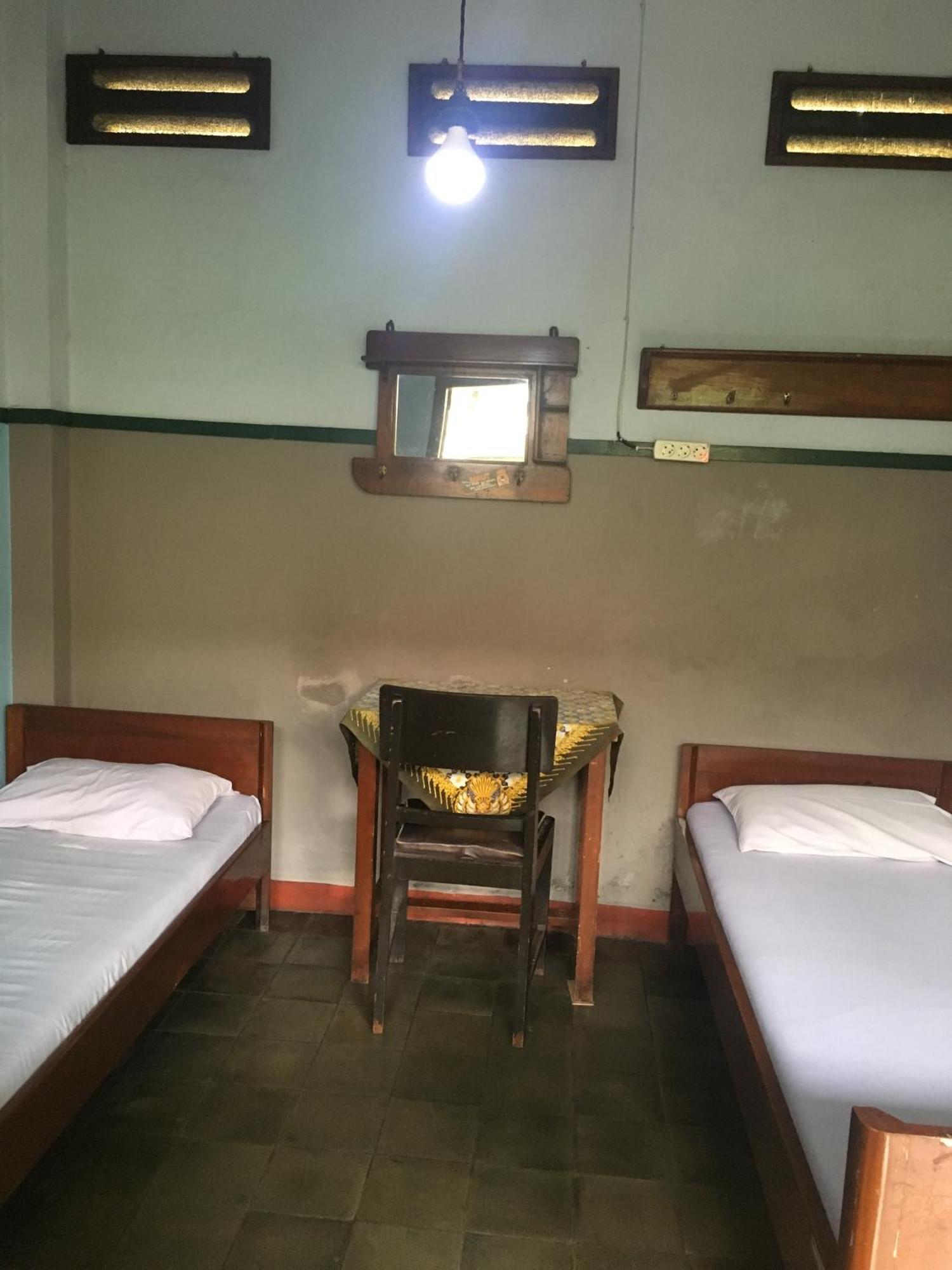 Oyo Life 1708 Hotel Budi Famili 1 Syariah Ciamis Εξωτερικό φωτογραφία